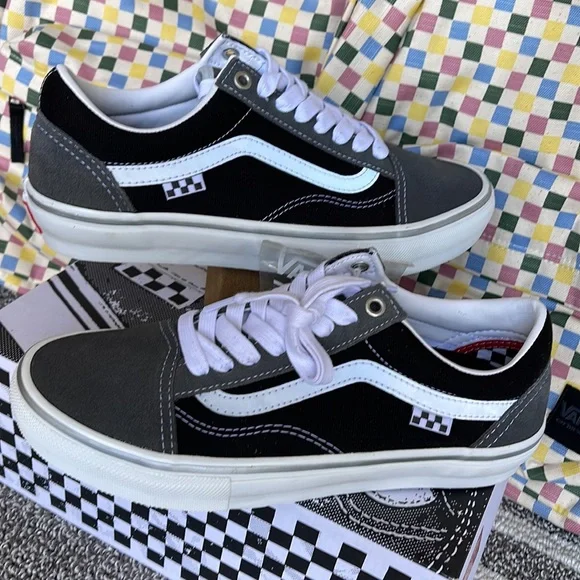 Vans Men’s Skate Old Skool 
Reflective Black/Grey
VN0A5FCBN42
Sneakers - Picture 11 of 16
